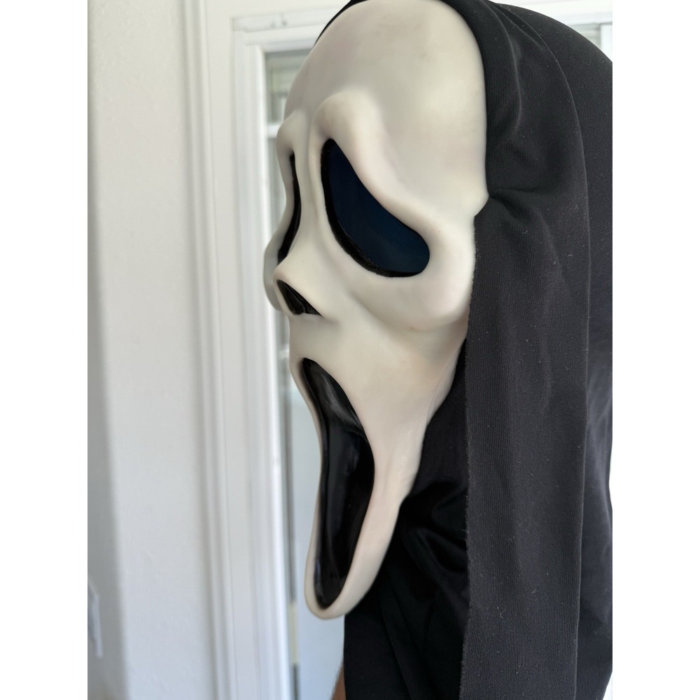 Vintage Ghost Face Gen 1 Scream Mask Fun World Div Glow Dark Complete Custom 90s - Picture 7 of 15